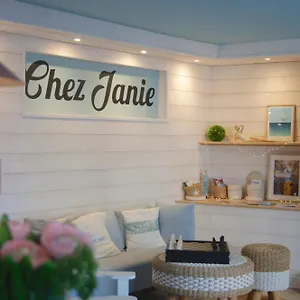 Du Centre - Chez Janie Hotel
